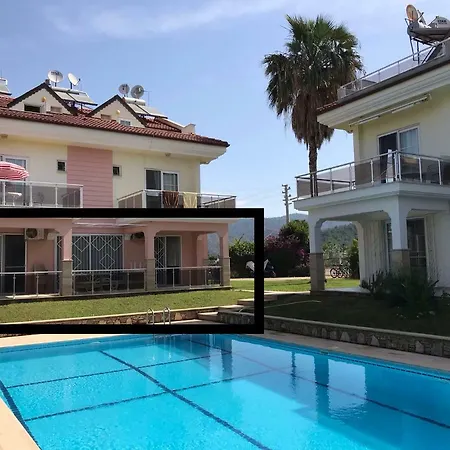Holiday With A Communal Pool 아파트 *